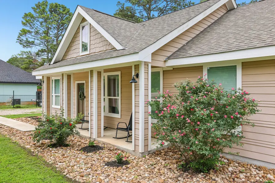 112 Twin Lakes Ln, Bastrop, TX 78602 - #2