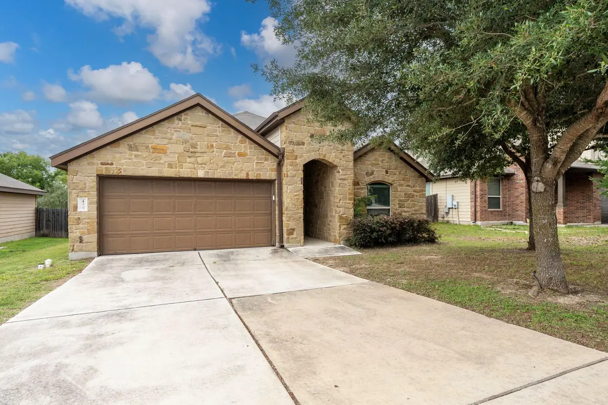 499 Eagle Brook Ln, Buda, TX 78610 - #1