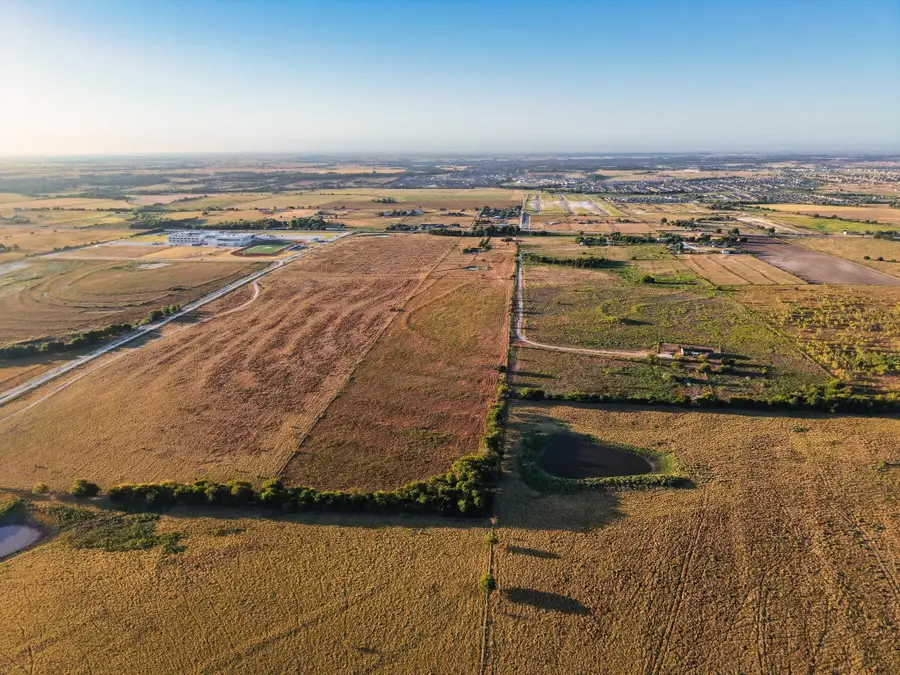 1951 Fm-487, Jarrell, TX 76537 - #2