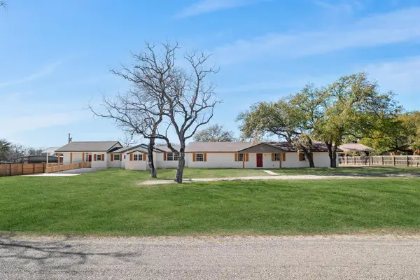 113 Crestline Dr, Pleasanton, TX 78064