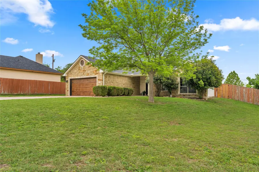 7 Westridge Pl, Lampasas, TX 76550 - #3