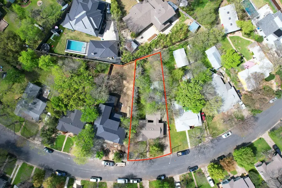 5110 Valley Oak Dr, Austin, TX 78731 - Image #2