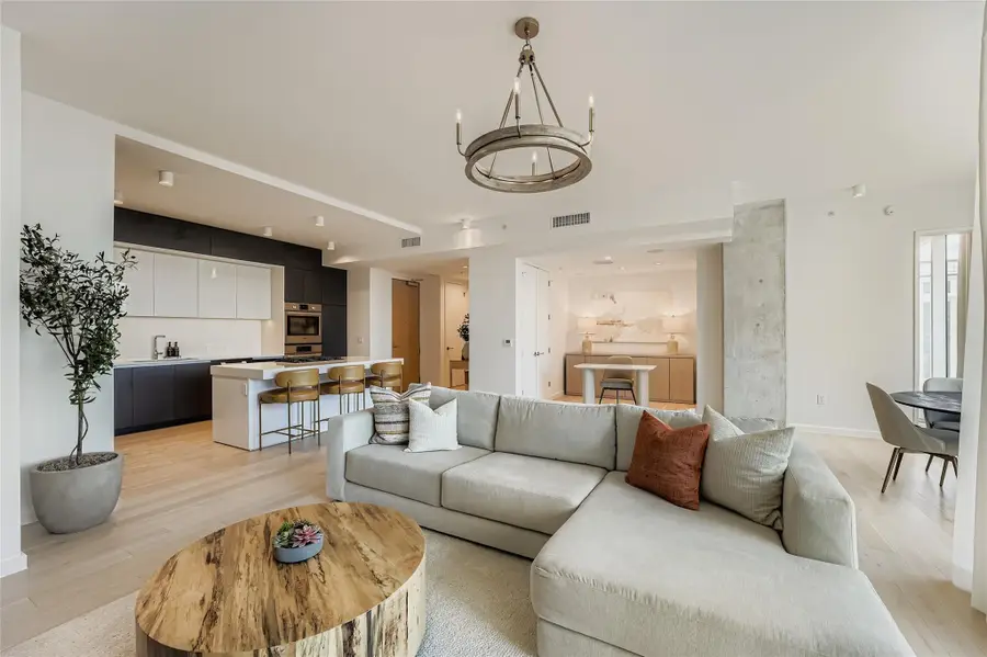 313 W 17th St #1404, Austin, TX 78701 - #2