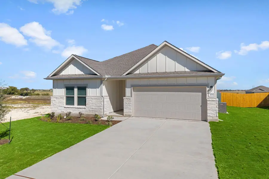 204 Sleep Hollow, Jarrell, TX 76537 - Image #3