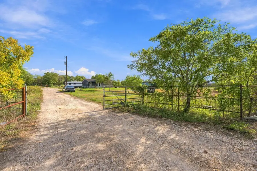 3134 Homannville Trl, Lockhart, TX 78644 - #2