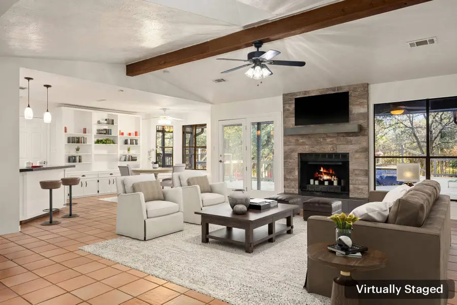 2621 Oak Haven Dr, San Marcos, TX 78666 - Image #3