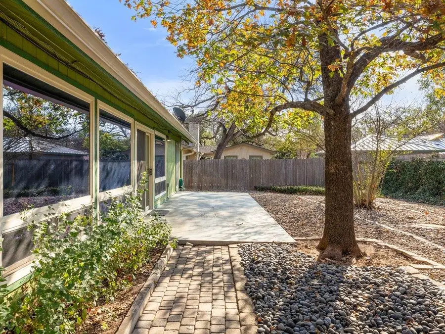 4711 Fieldstone Dr, Austin, TX 78735 - Image #3