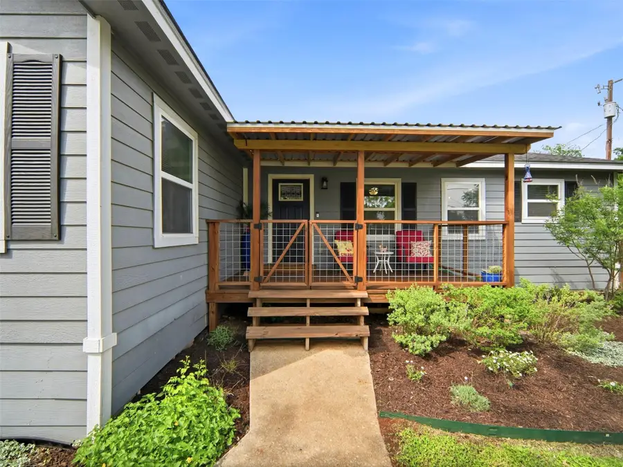 700 9th St St, Blanco, TX 78606 - #2