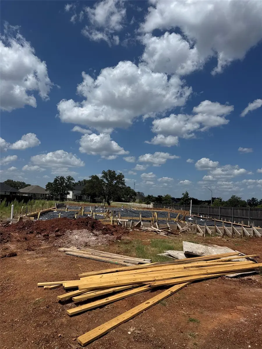 201 Firethorn Rd, Marble Falls, TX 78654 - #2