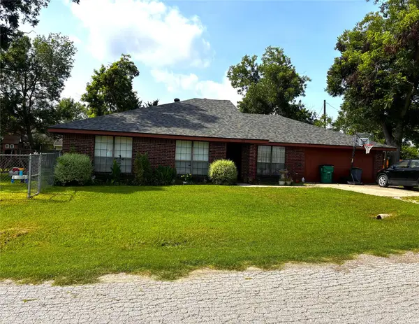 309 W Moerbe Dr, Thorndale, TX 76577