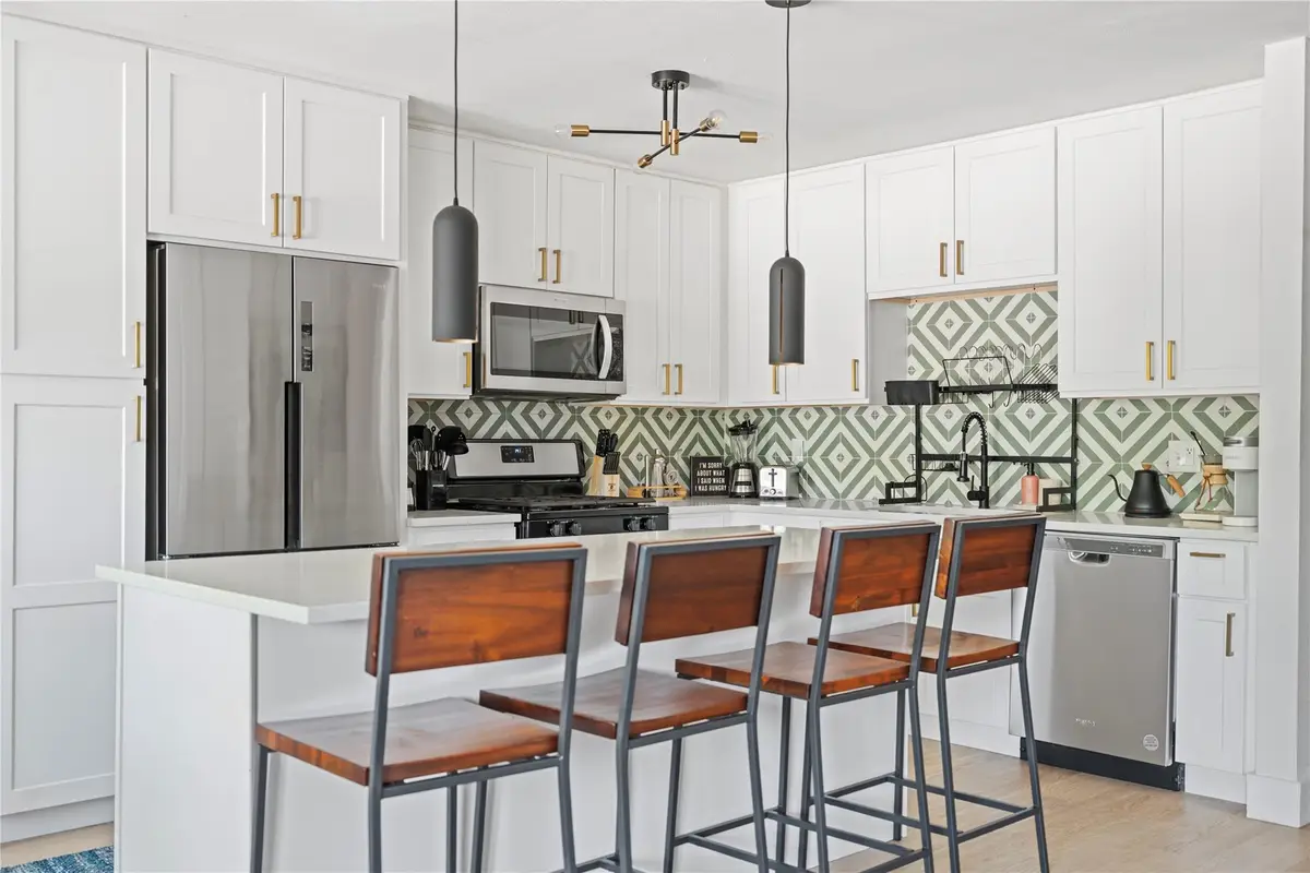 1213 Lily Ter, Austin, TX 78741 - #1