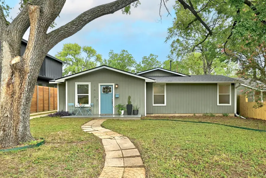 1612 Westmoor Dr, Austin, TX 78723 - Image #2