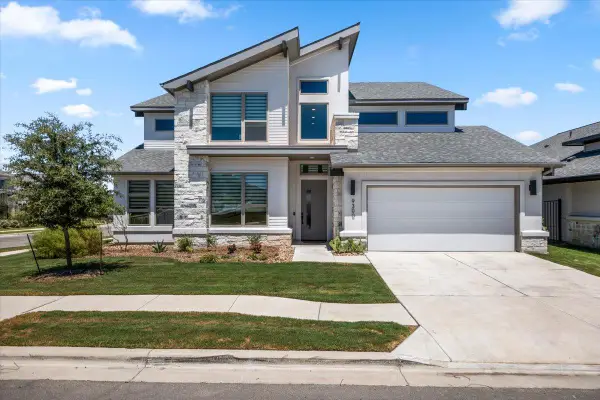 9300 Flatbush Dr, Austin, TX 78744