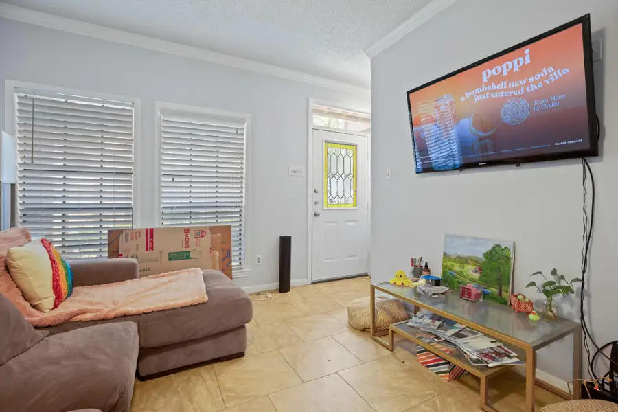 715 22 1/2 St #101, Austin, TX 78705 - #3