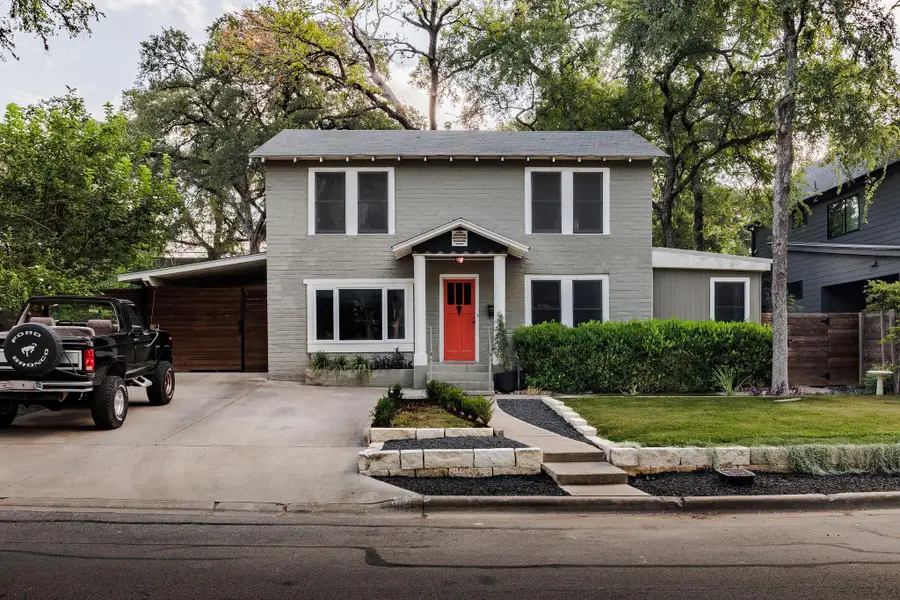 2104 De Verne St, Austin, TX 78704 - #2