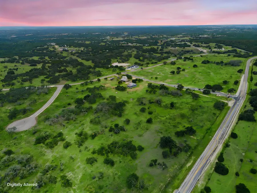 000 Muy Alto Ranch Dr, Harper, TX 78631 - #2