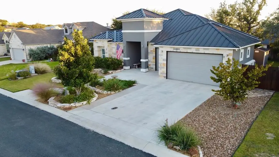 711 Chinkapin Dr, Fredericksburg, TX 78624 - Image #3