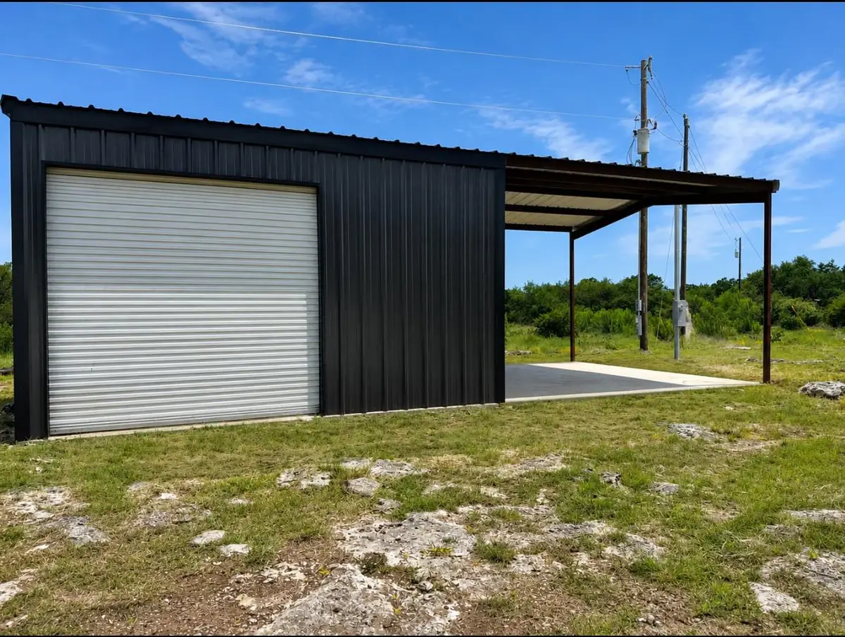 300 Live Oak Hills Ct, San Marcos, TX 78666 - #1