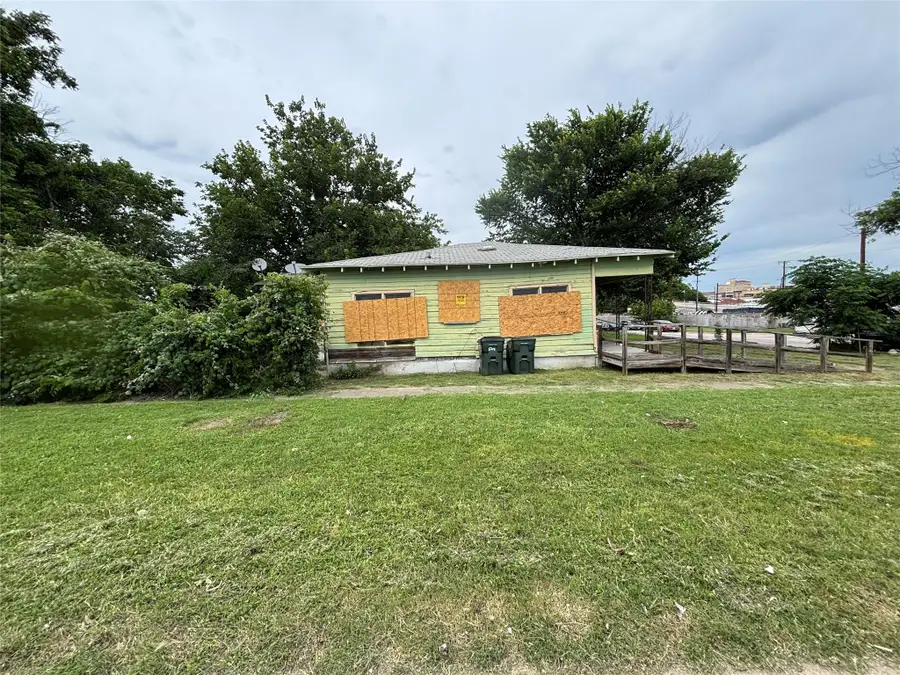 418 S 5th St, Temple, TX 76504 - #3