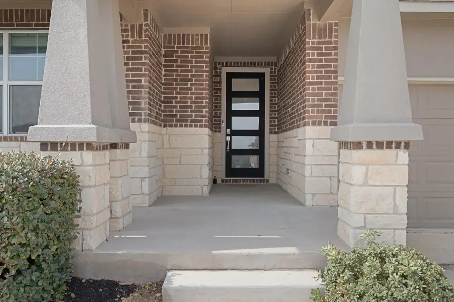 1917 Centerline Ln, Georgetown, TX 78628 - #2