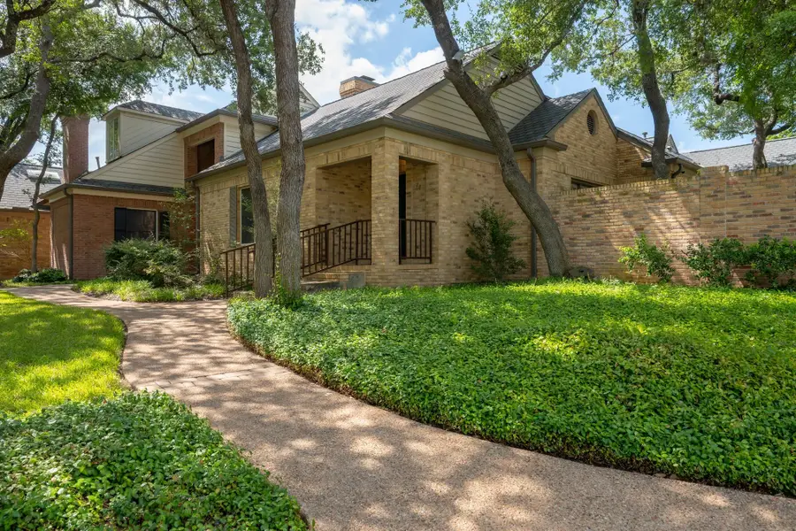 2838 Montebello Rd #D18, Austin, TX 78746 - #2