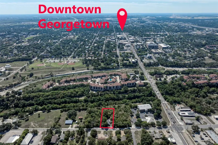 104 E. Morrow St, Georgetown, TX 78626 - #2