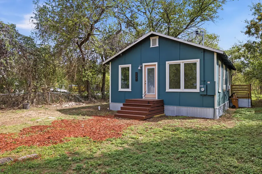 6507 Hergotz Ln, Austin, TX 78742 - #2