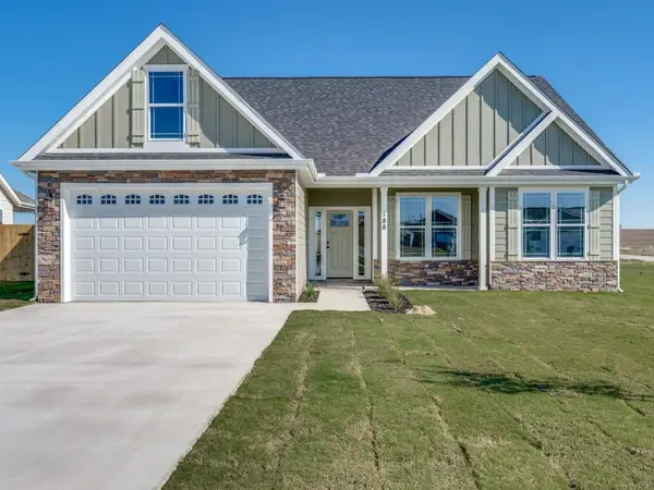 188 Turnberry Dr, La Vernia, TX 78121