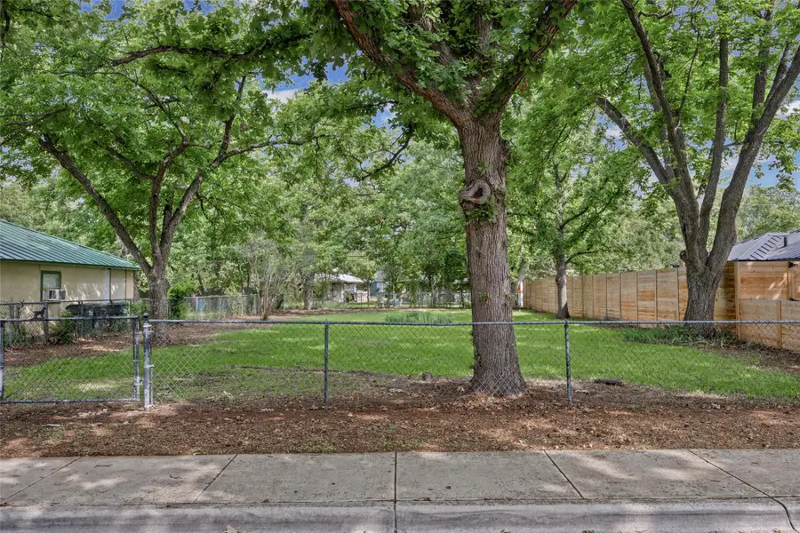 943 Field St, San Marcos, TX 78666 - #3