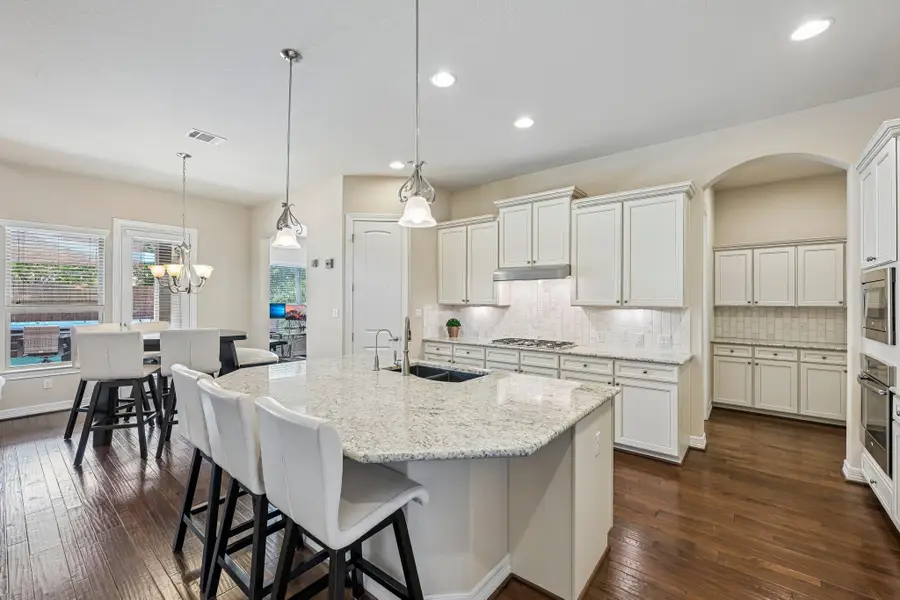 213 Lake Como Dr, Lakeway, TX 78734 - #3