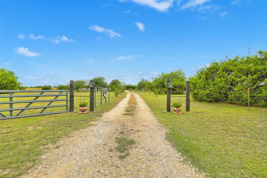 1505 County Road 315, Jarrell, TX 76537 - #3
