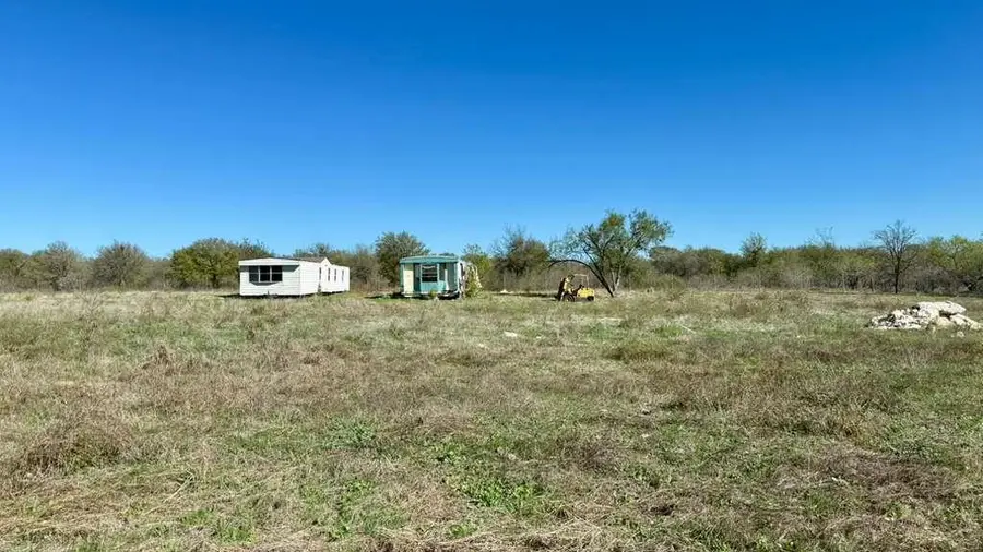 20744 Camino Real St, Dale, TX 78616 - Image #2