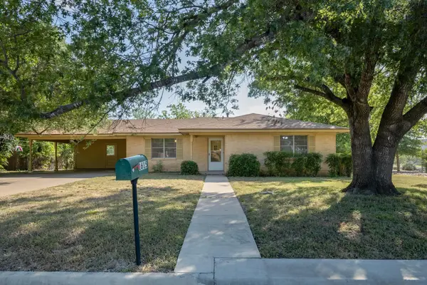 1615 Park Ln, Georgetown, TX 78628