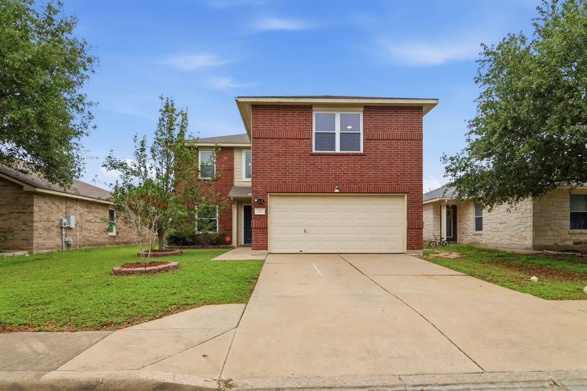 202 Pheasant Trl, Bastrop, TX 78602 - #1