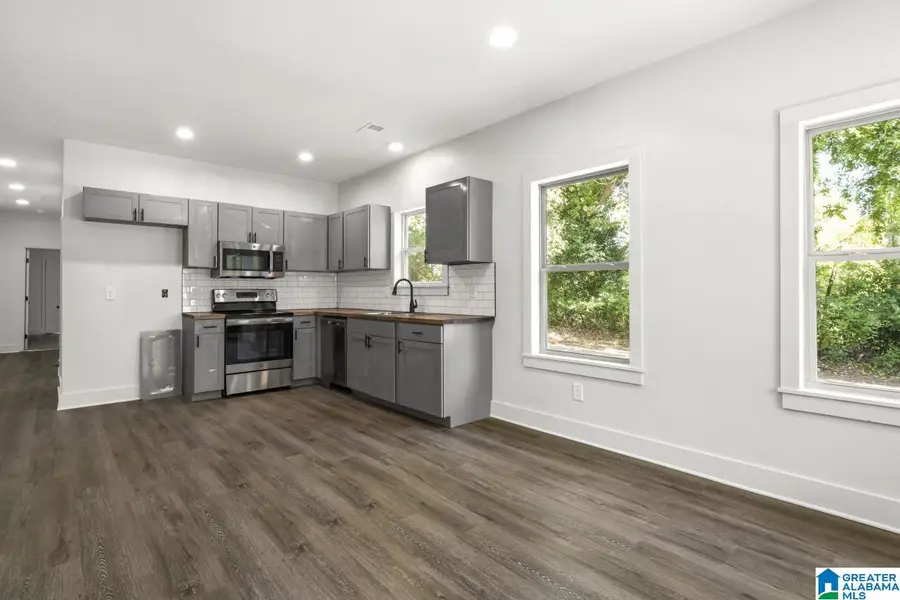 5912 2ND AVENUE N, Birmingham, AL 35212 - #2