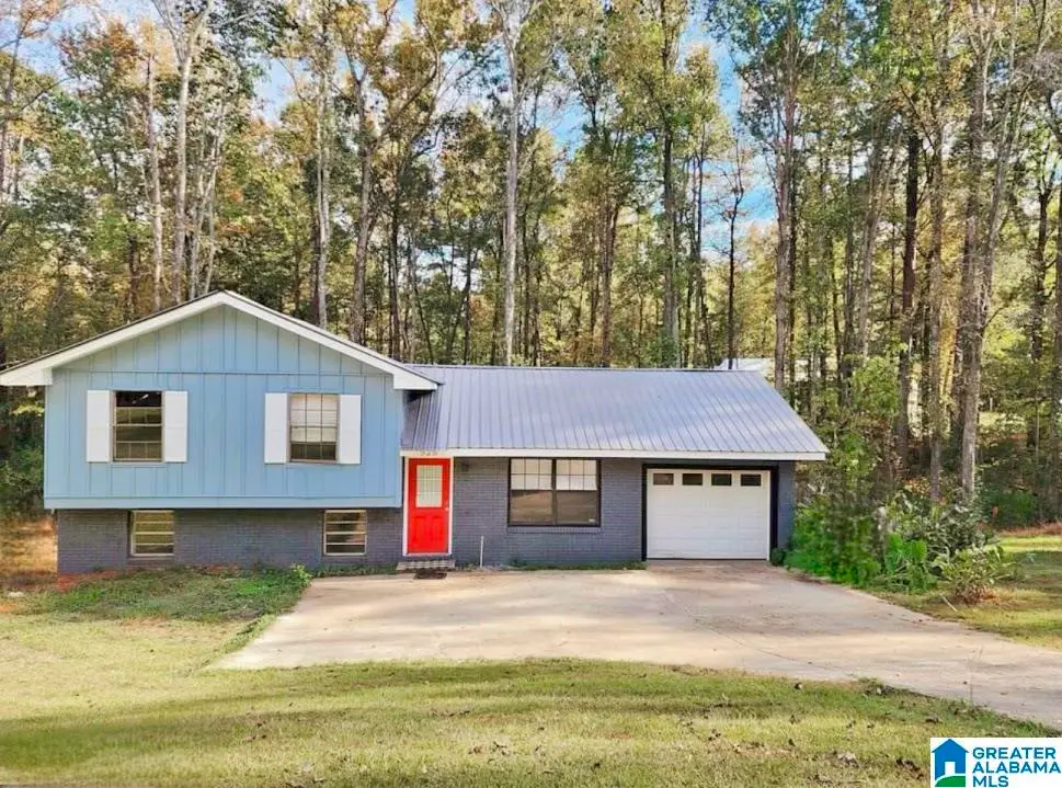 925 CRESTWOOD DRIVE, Roanoke, AL 36274 - Image #1