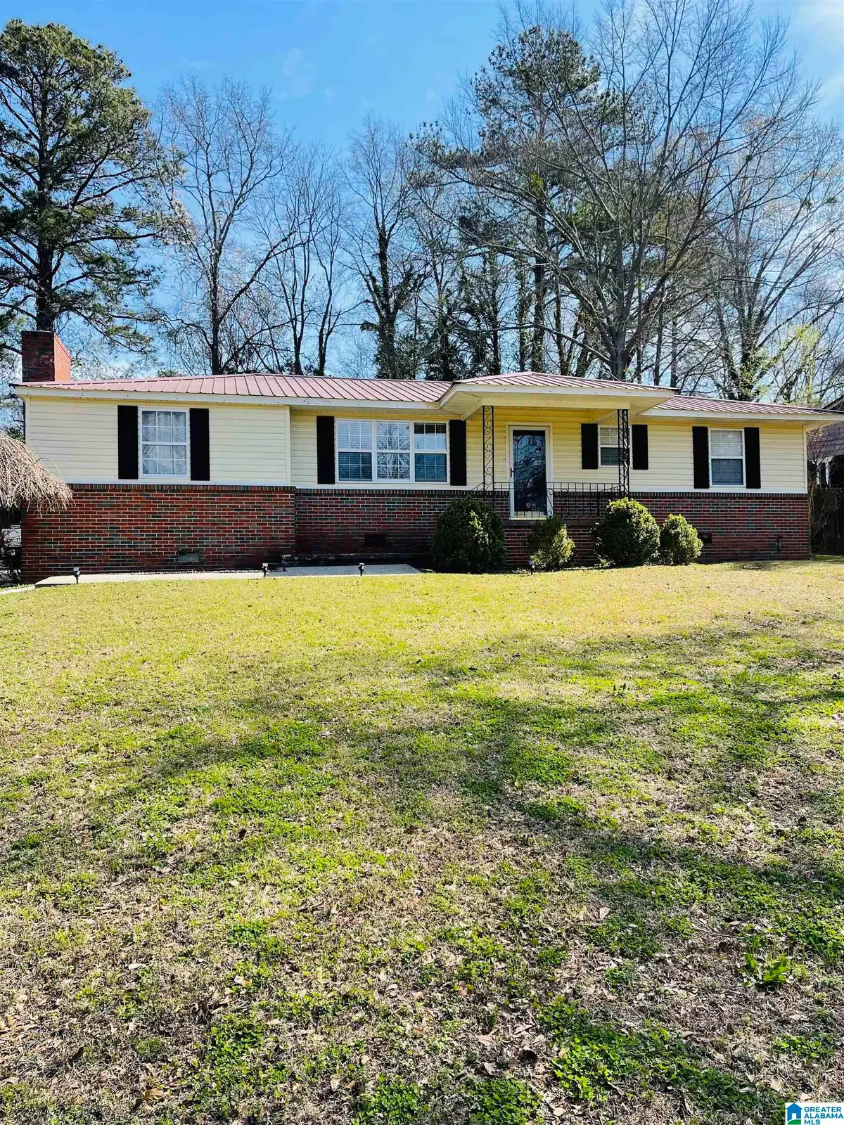 10 PINE CIRCLE, Oneonta, AL 35121 - #1