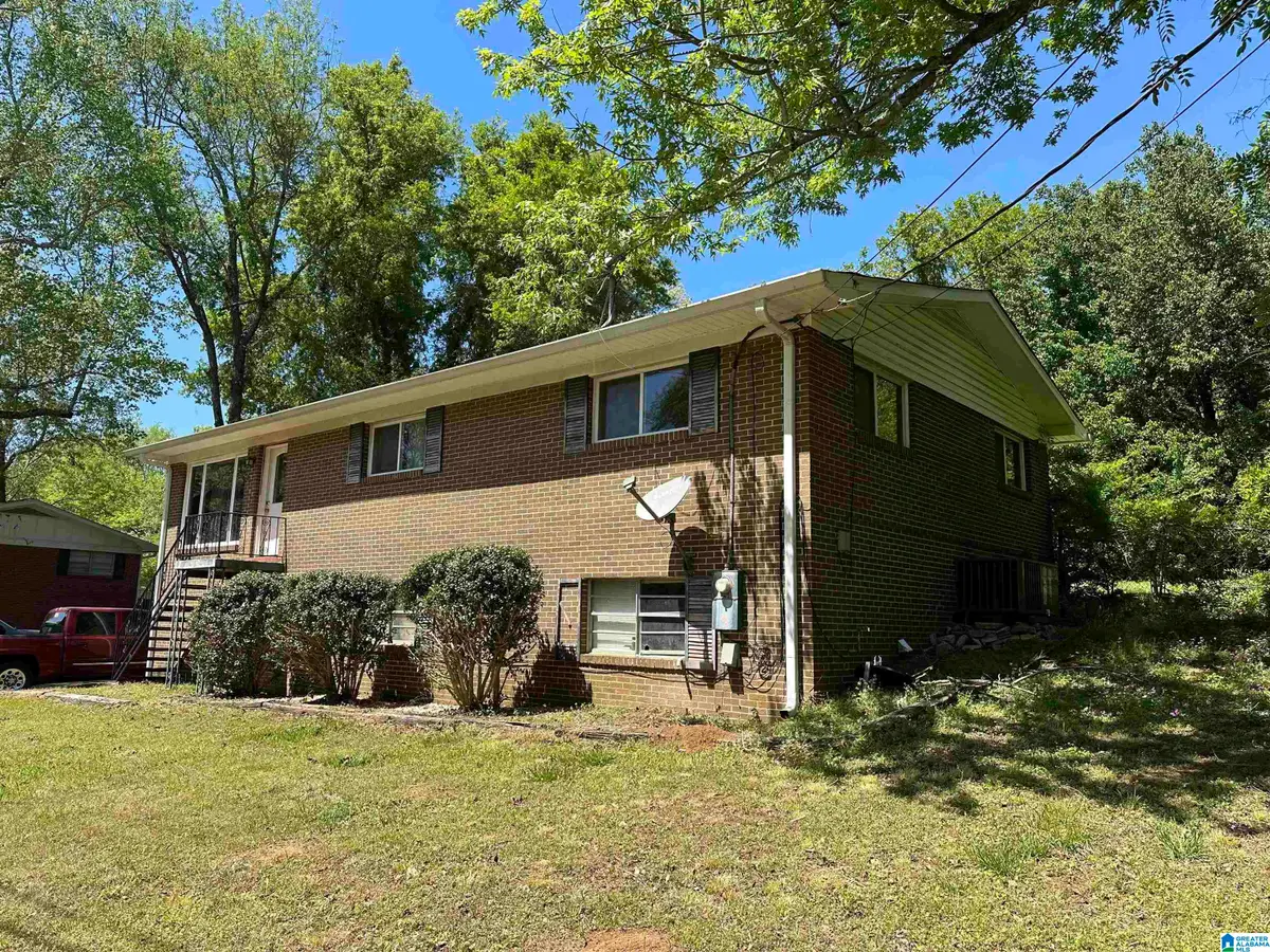 211 JERRIE DALE DRIVE, Anniston, AL 36201 - Image #1