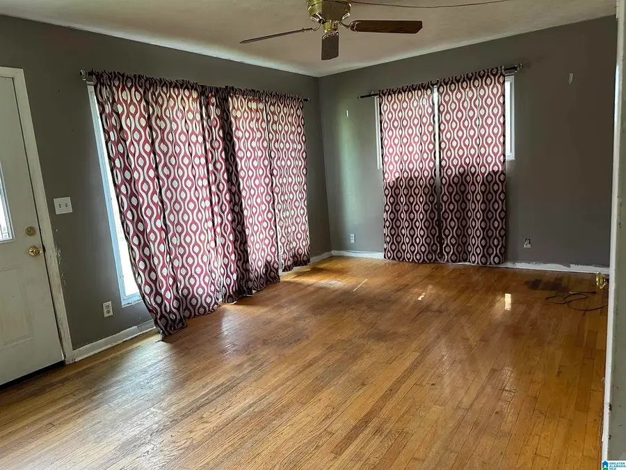 211 JERRIE DALE DRIVE, Anniston, AL 36201 - Image #2