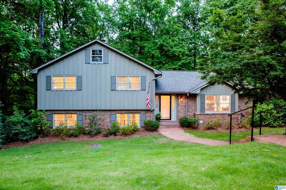 2246 ROYAL CREST DRIVE, Vestavia hills, AL 35216 ERA