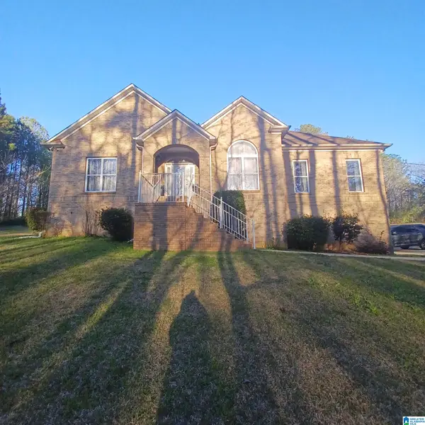 7459 15TH STREET ROAD, Hueytown, AL 35023