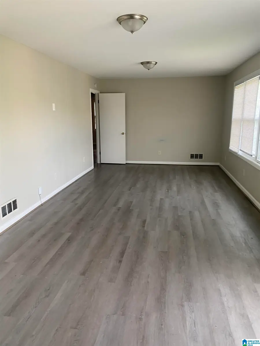 2804 10TH STREET NE, Center Point, AL 35215 - #3