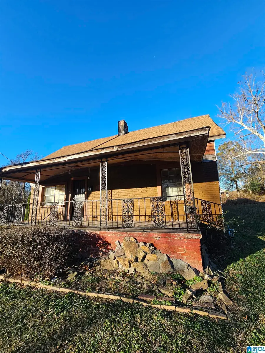 228 AVENUE T, Birmingham, AL 35214 - Image #2