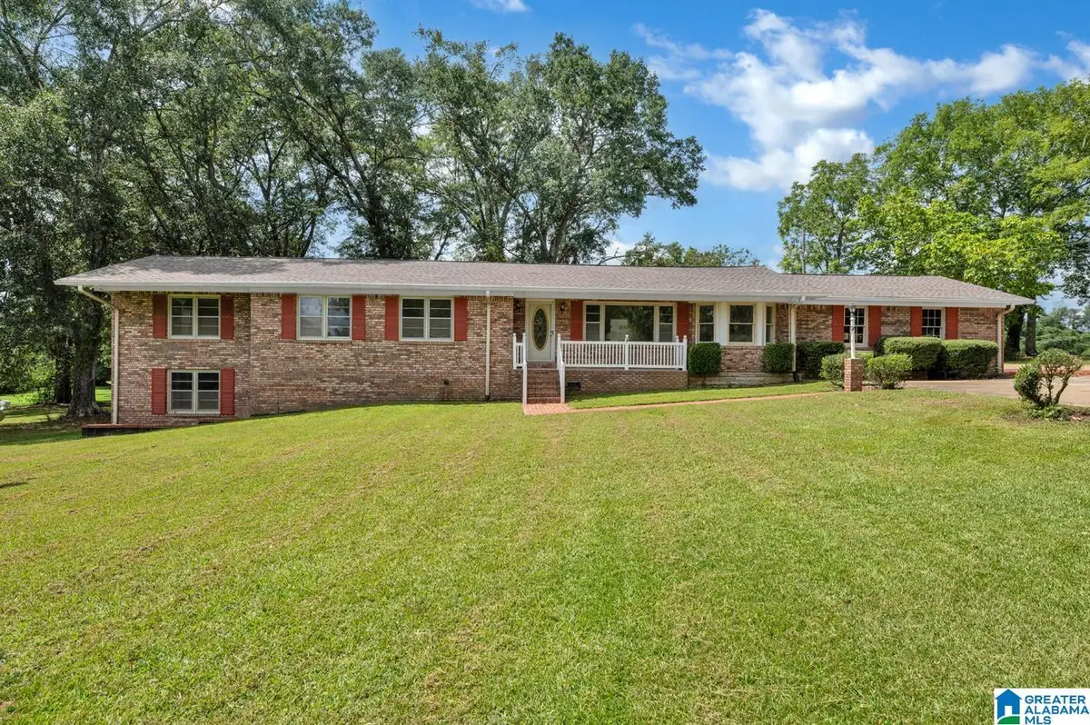 301 W RIDGEWOOD ROAD, Jasper, AL 35504 - Image #1