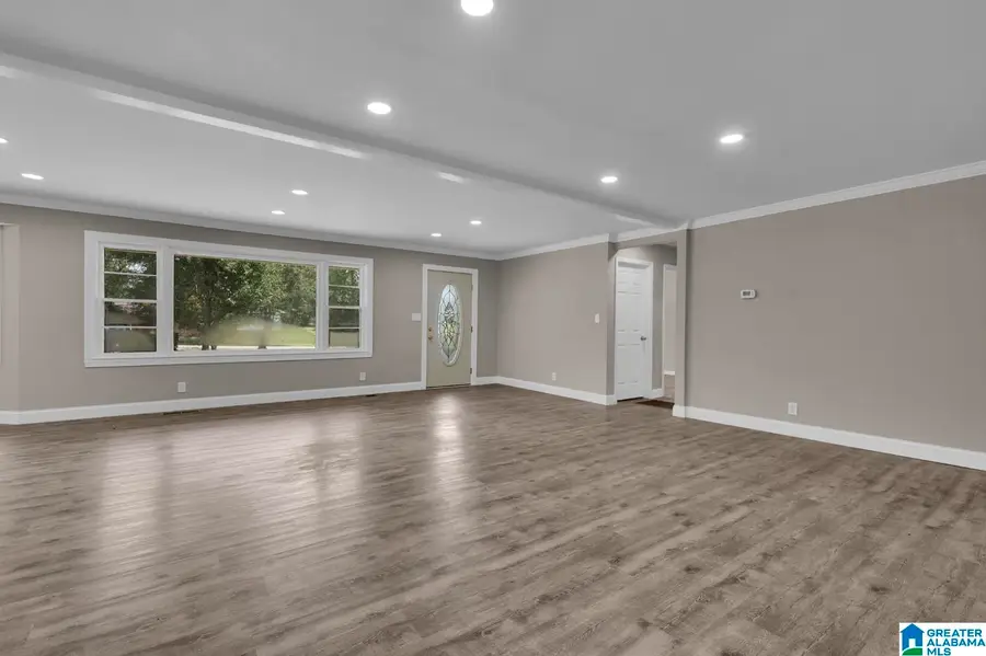 301 W RIDGEWOOD ROAD, Jasper, AL 35504 - Image #3