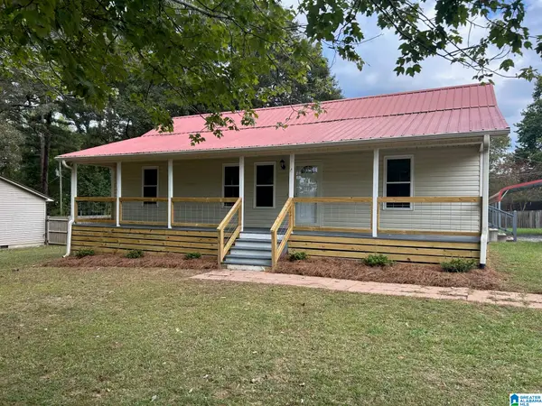 207 WALKER DRIVE SW, Arab, AL 35016