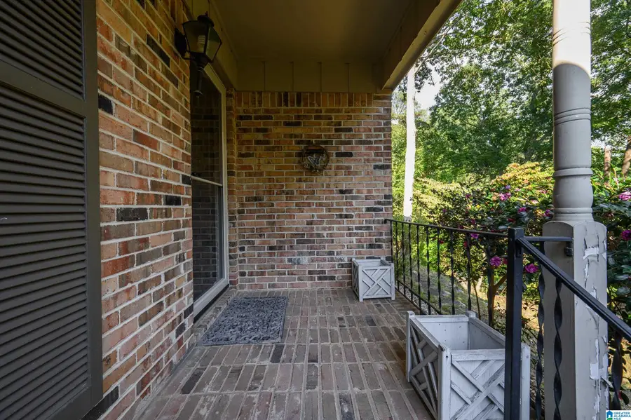 3752 CHESTNUT RIDGE CIRCLE, Birmingham, AL 35216 - Image #3