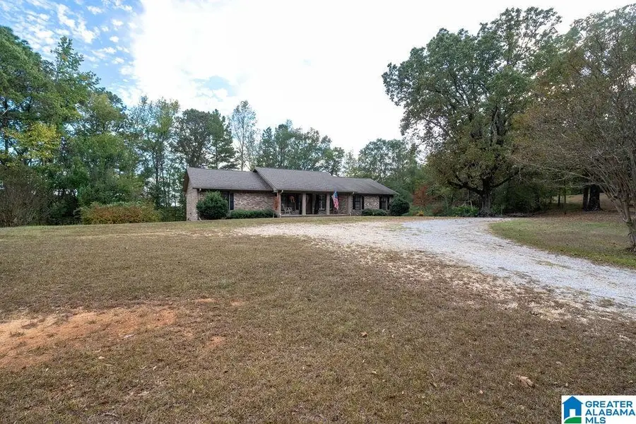 14996 N SCOTTSVILLE ROAD, West Blocton, AL 35184 - Image #3