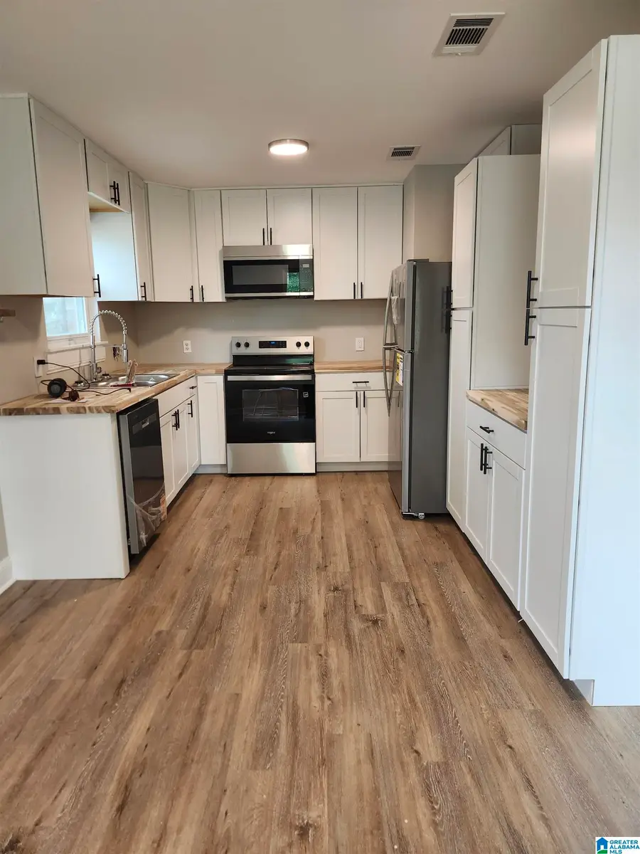 115 ROBIN STREET, Thorsby, AL 35171 - Image #2