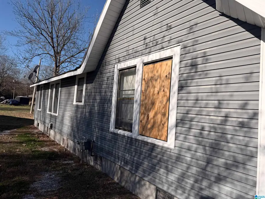 207 S DAVIS AVENUE, Sylacauga, AL 35150 - #2